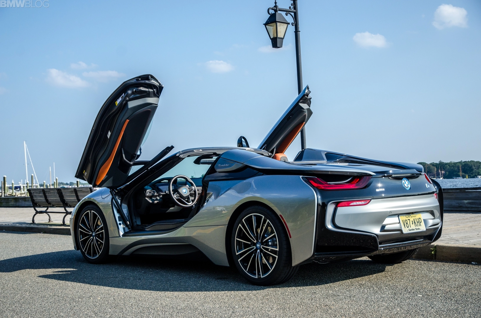 BMw-i8-Roadster-11-of-35