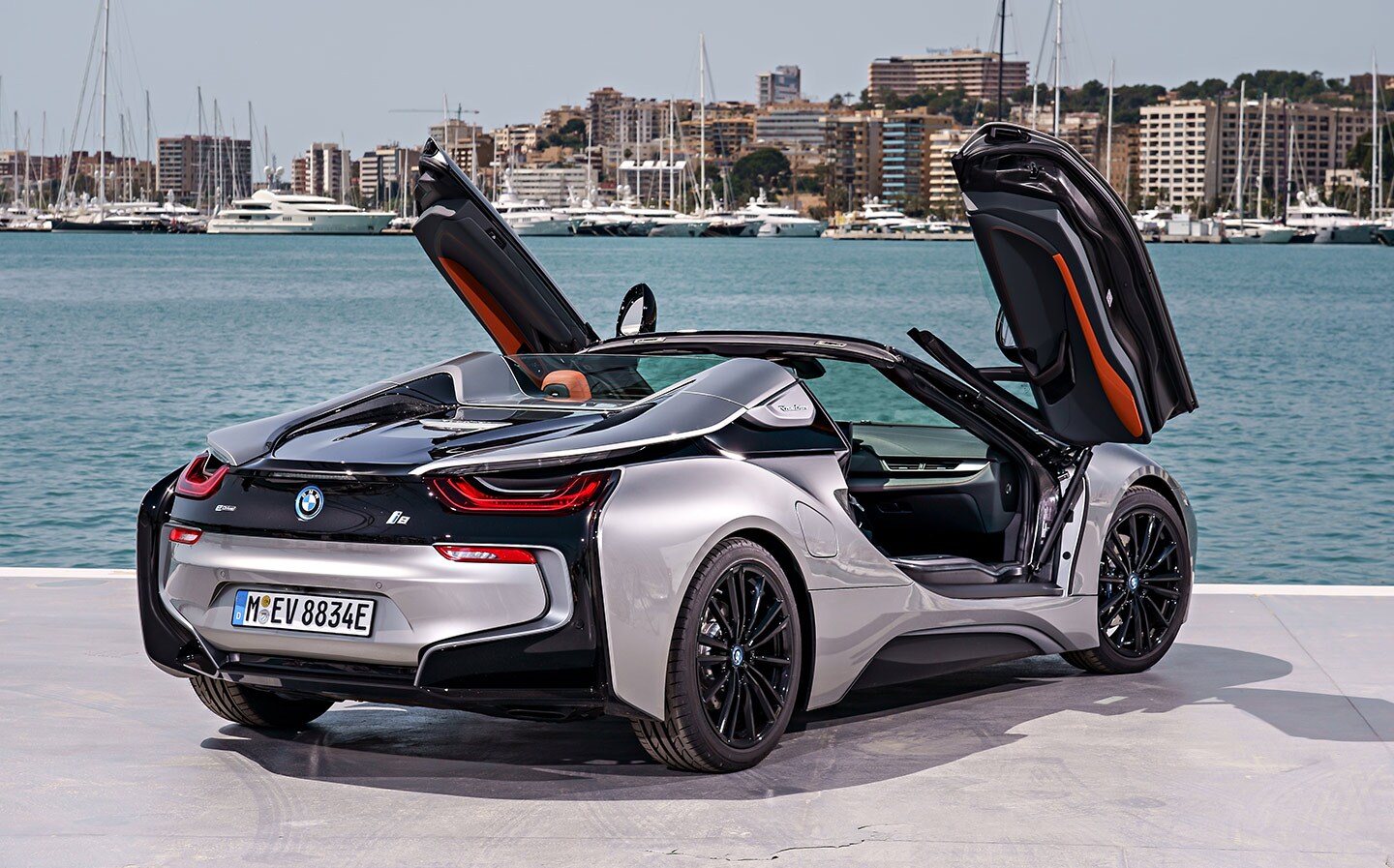 i8-Roadster-17