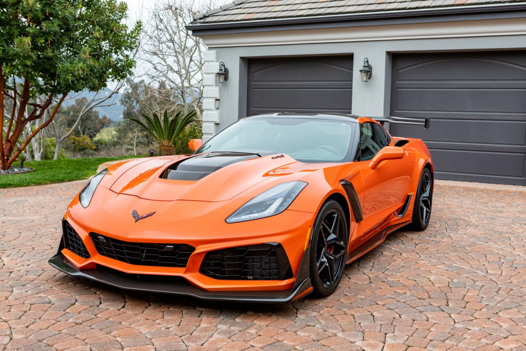 2015-2019 C7 Z06 Corvette Fender Emblem Overlay – Yellow Z Decal Vinyl