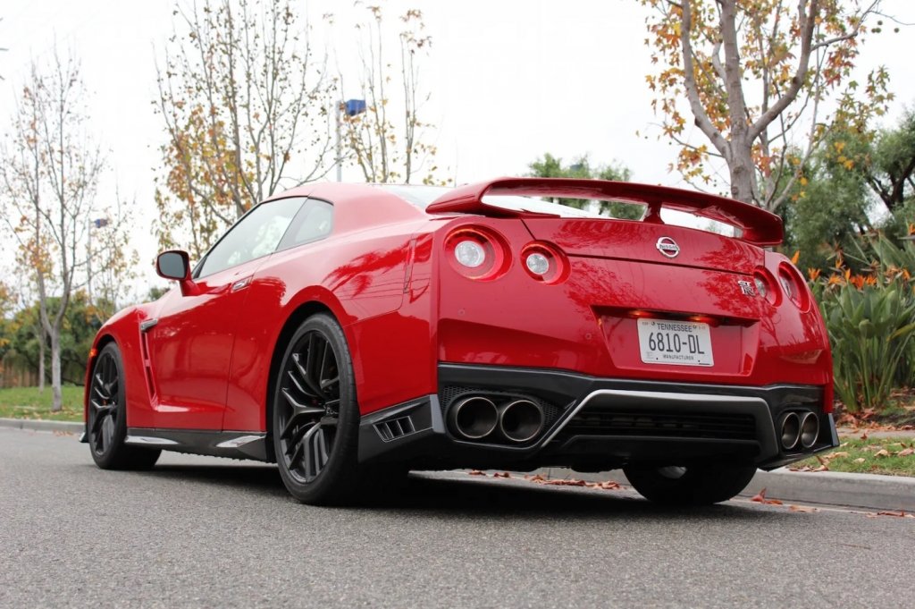 Nissan R35 GT-R Buyers Guide | Exotic Car Hacks