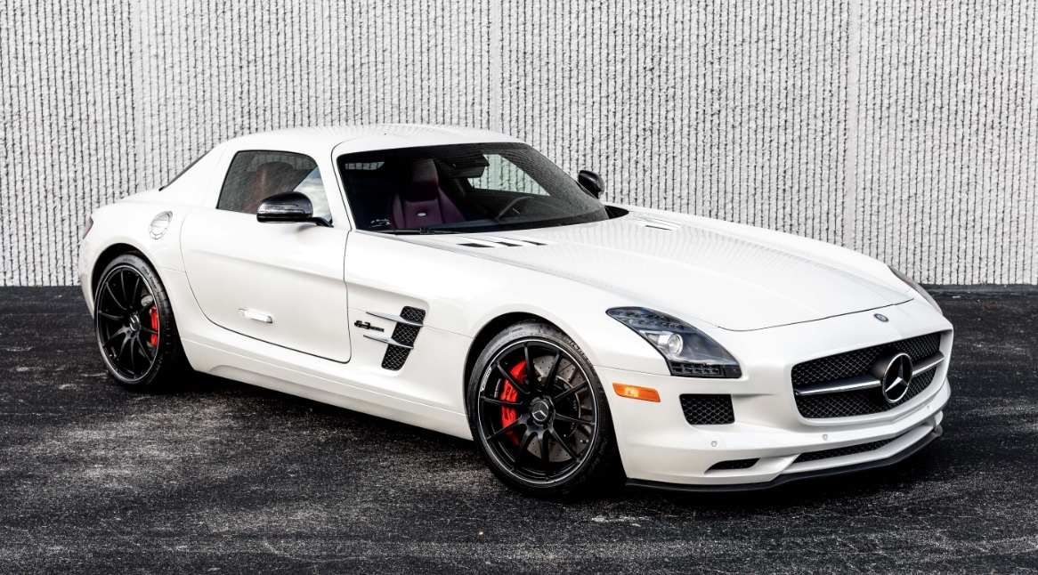 Mercedes-Benz SLS AMG Buyers Guide Mercedes-Benz SLS AMG Buyers Guide